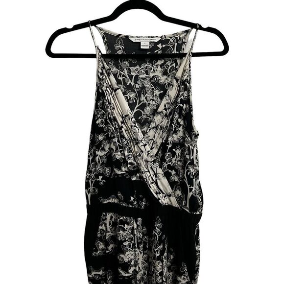 Diane Von Furstenberg Shanty Two Silk Floral Jumpsuit Size 2 - Picture 4 of 13